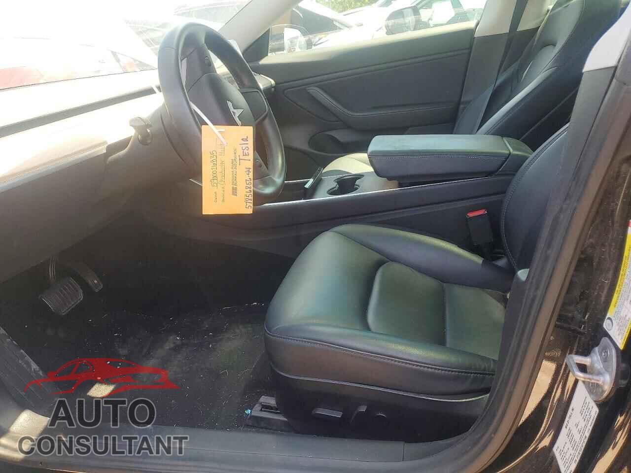TESLA MODEL 3 2019 - 5YJ3E1EB1KF197196