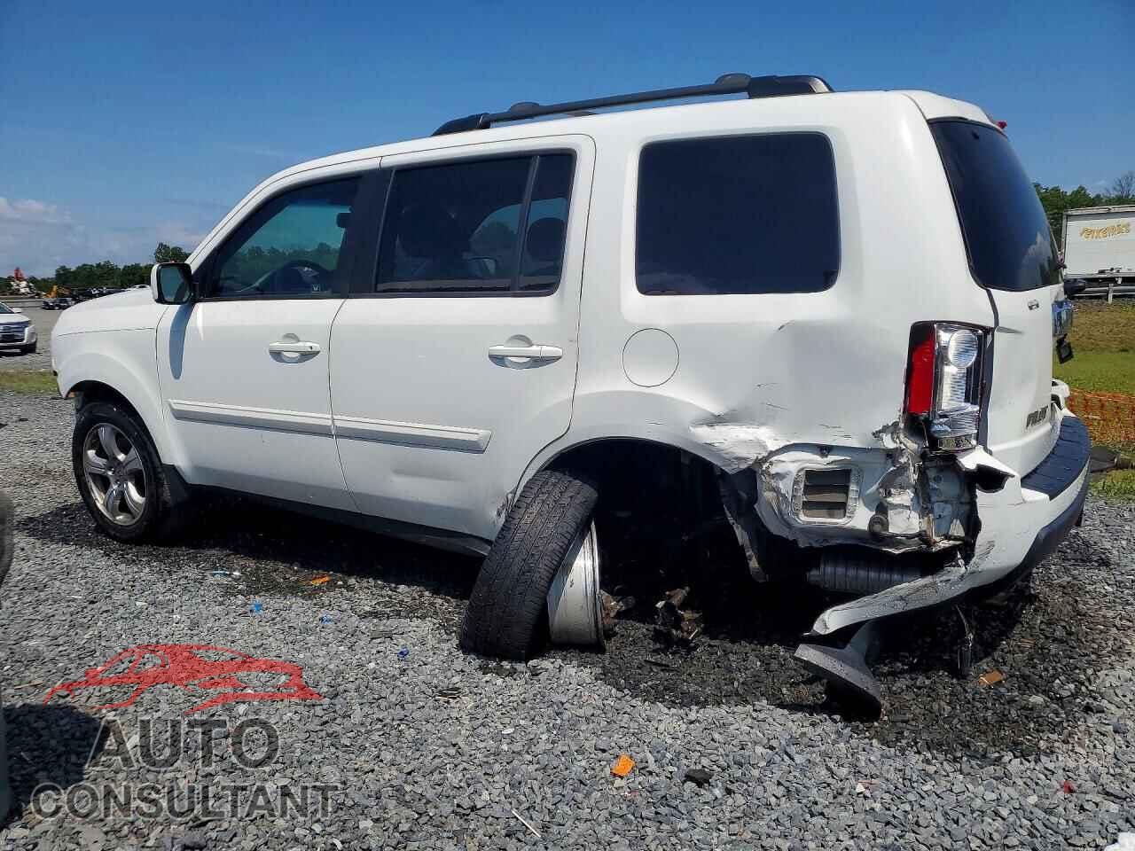 HONDA PILOT 2011 - 5FNYF4H50BB105277