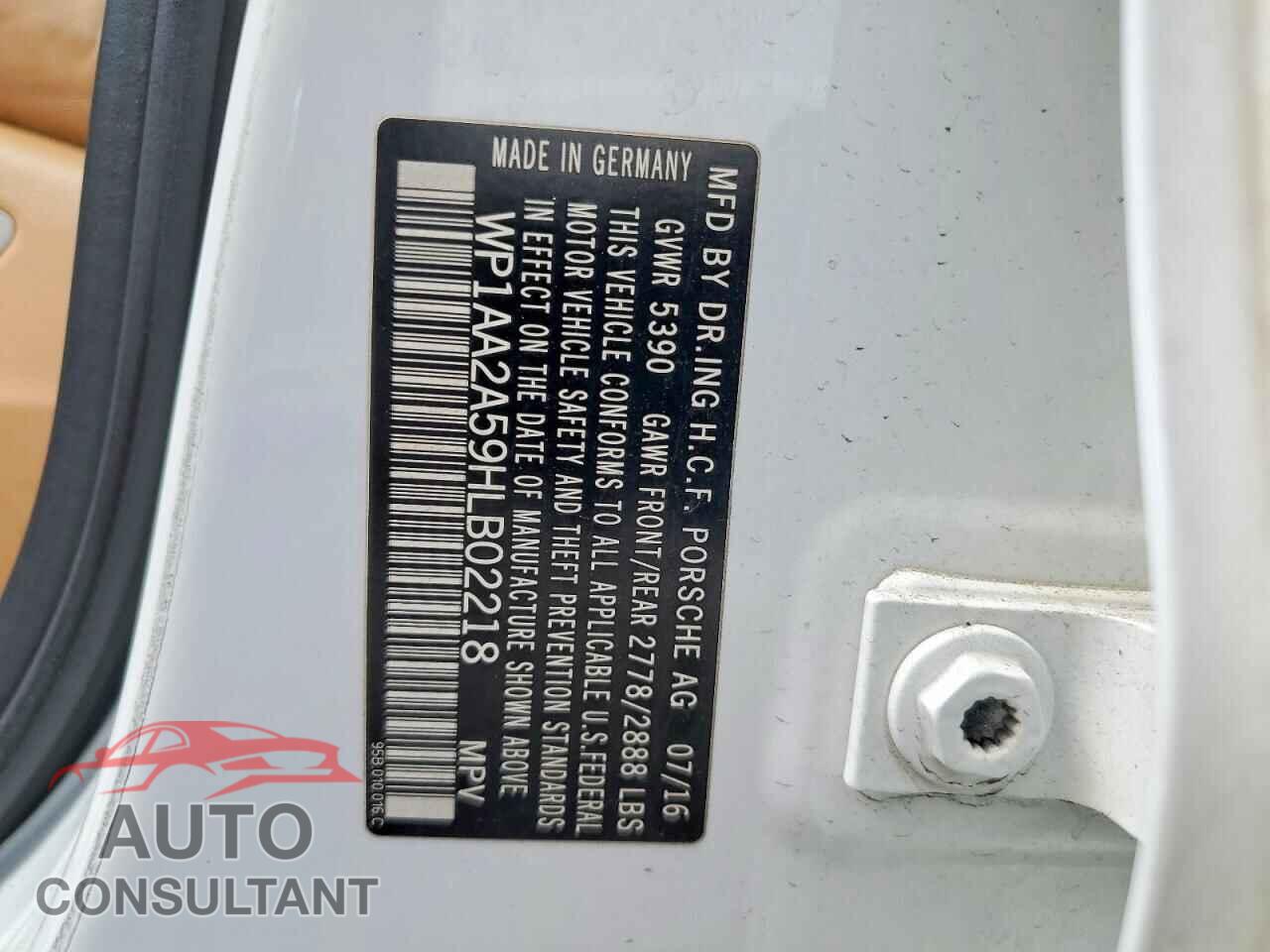 PORSCHE MACAN 2017 - WP1AA2A59HLB02218