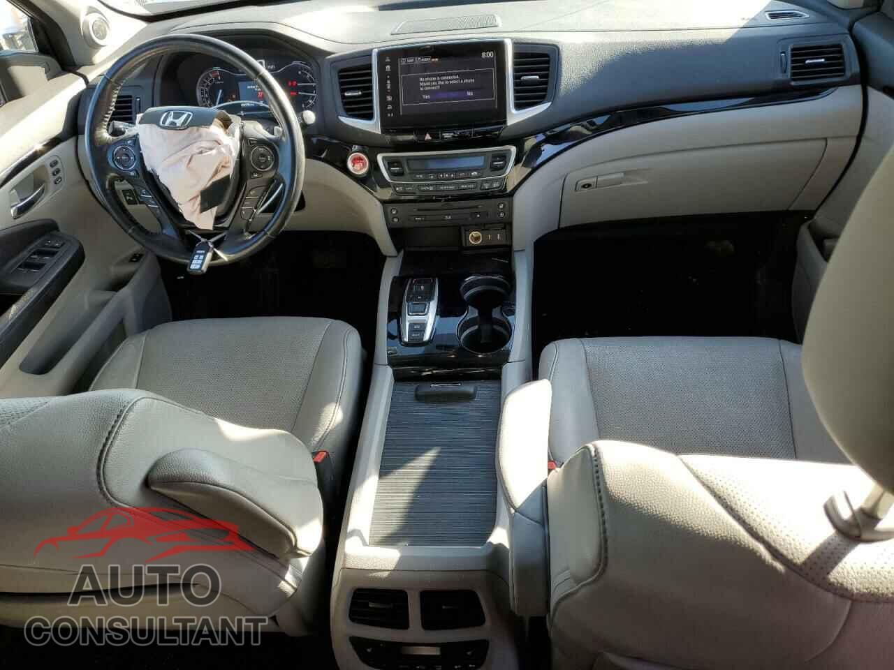 HONDA PILOT 2017 - 5FNYF6H04HB001111