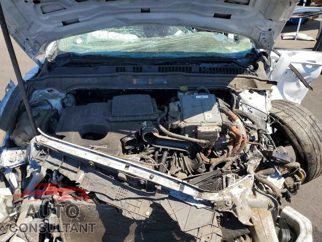 FORD FUSION 2017 - 3FA6P0LU4HR123791
