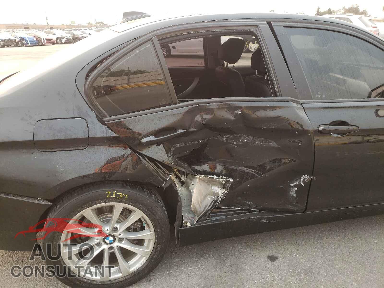 BMW 3 SERIES 2016 - WBA8E1G58GNU11880
