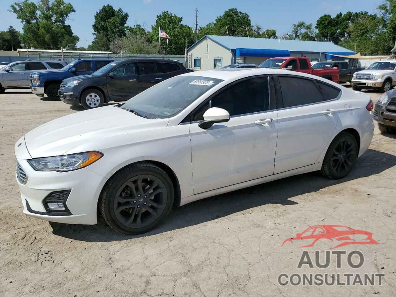 FORD FUSION 2019 - 3FA6P0HD4KR199110