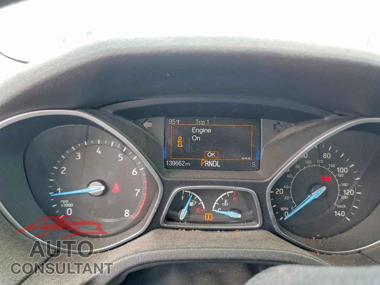 FORD FOCUS 2017 - 1FADP3F24HL279427