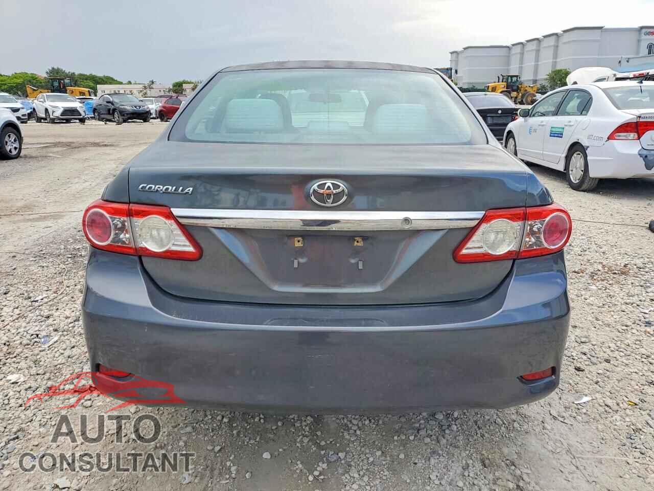 TOYOTA COROLLA 2013 - 2T1BU4EE0DC105769