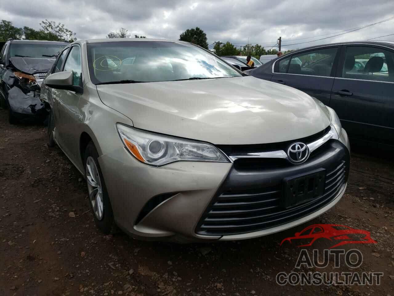 TOYOTA CAMRY 2016 - 4T4BF1FK2GR532358