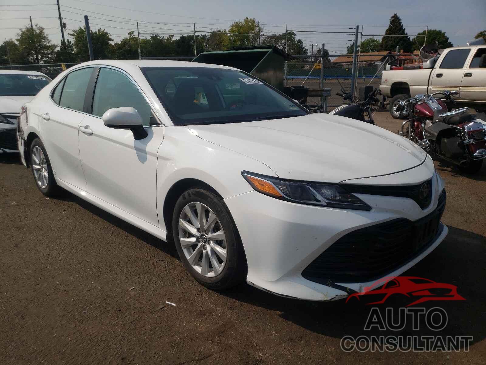 TOYOTA CAMRY 2019 - 4T1B11HK0KU241484