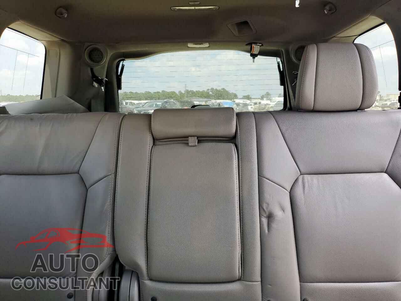 HONDA PILOT 2012 - 5FNYF3H95CB016545