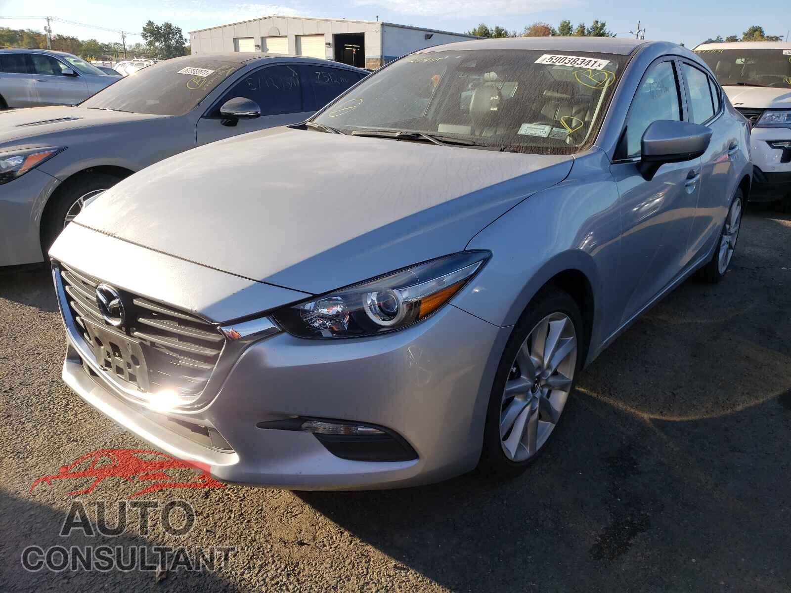 MAZDA 3 2017 - 3MZBN1V75HM126656
