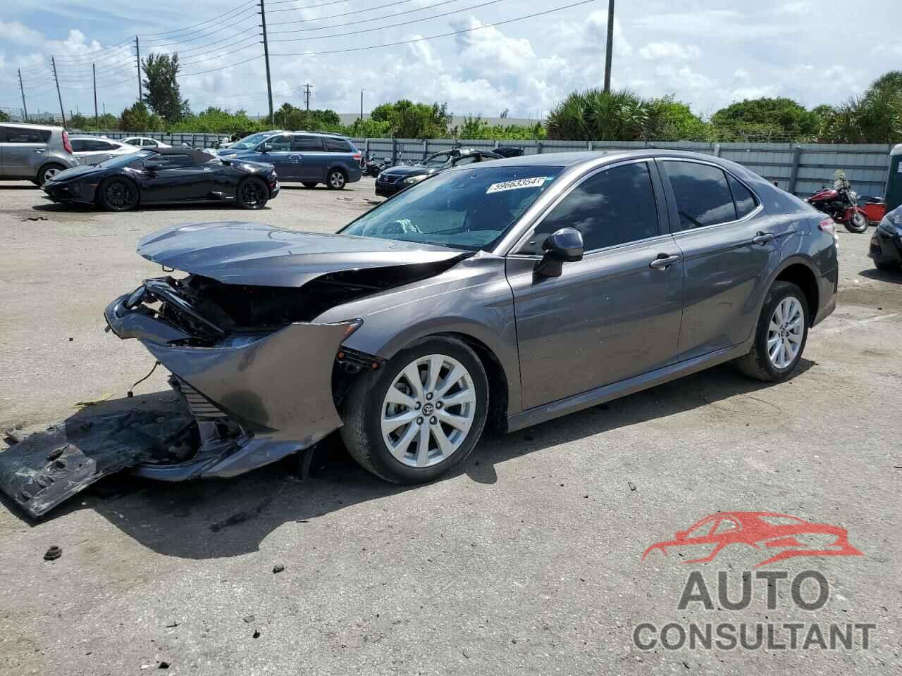 TOYOTA CAMRY 2018 - 4T1B11HK8JU655398