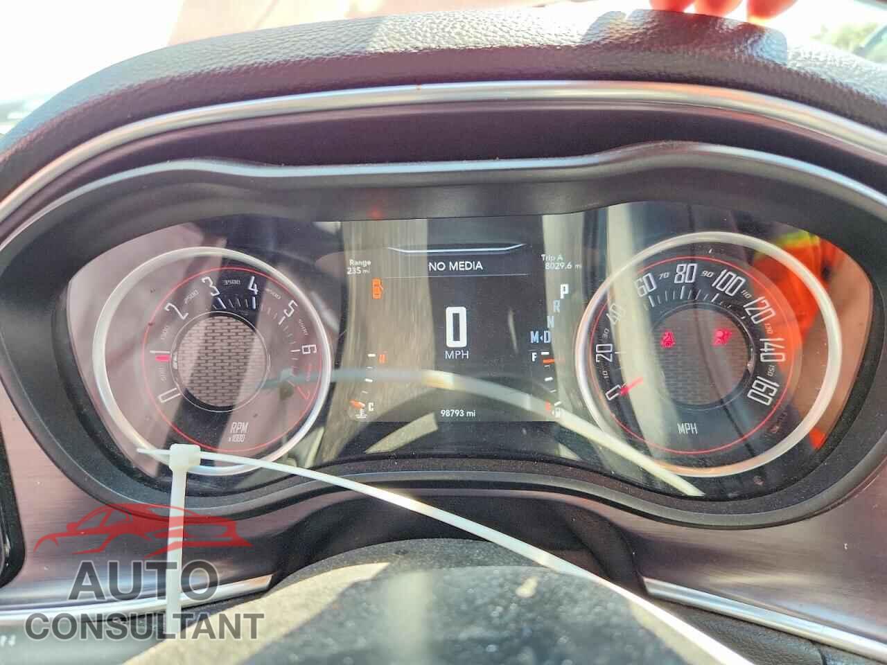 DODGE CHALLENGER 2018 - 2C3CDZAG3JH315880