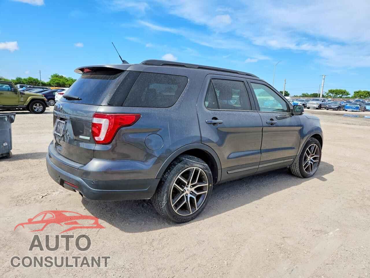 FORD EXPLORER 2018 - 1FM5K7DH3JGB75212