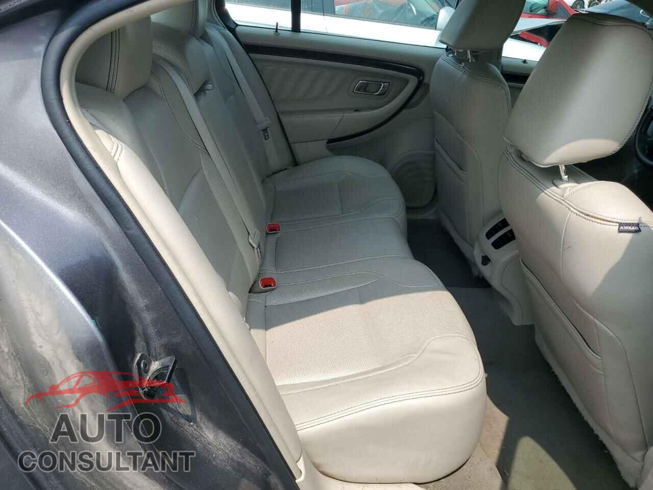 FORD TAURUS 2011 - 1FAHP2FW9BG113063