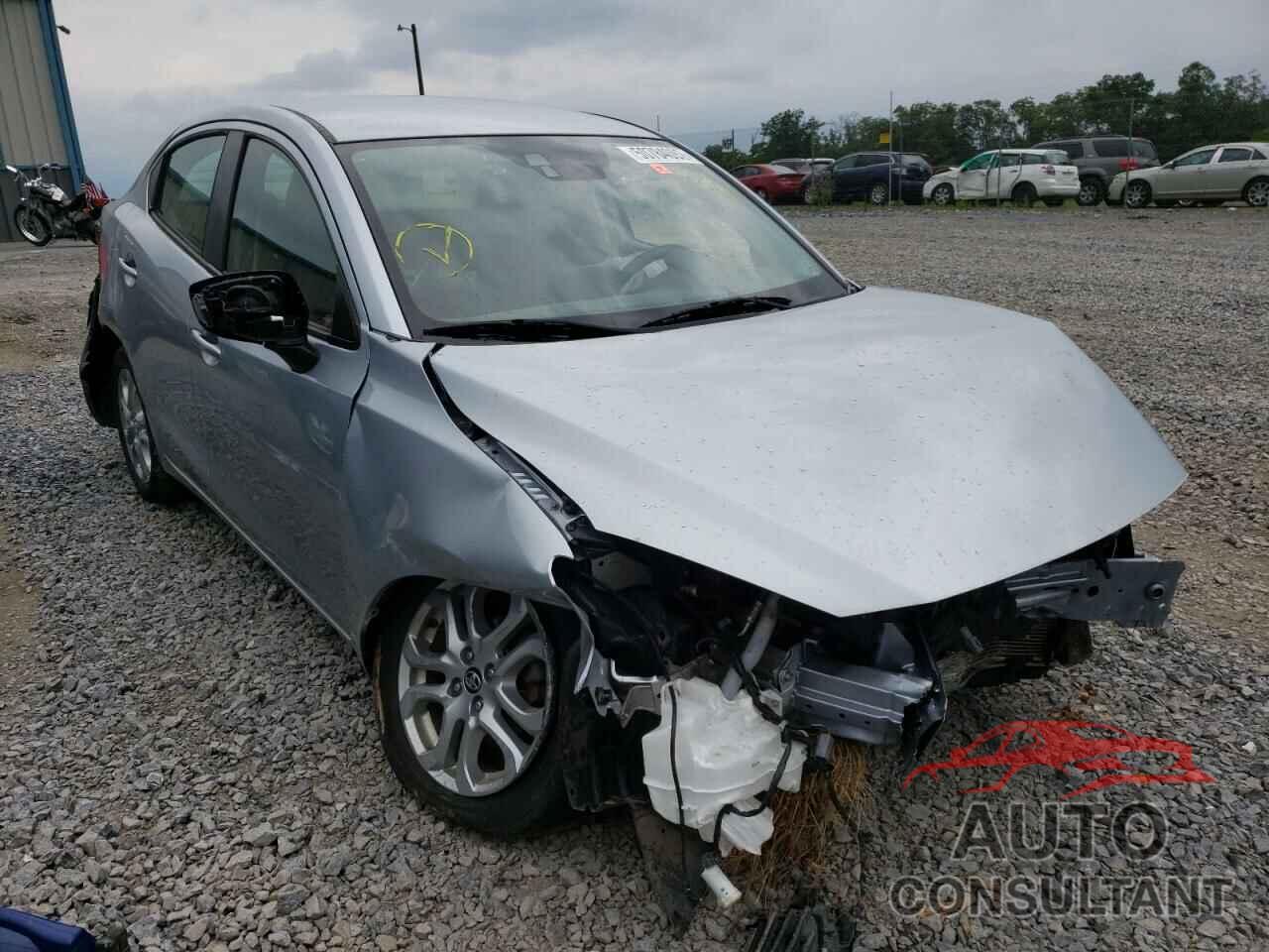 TOYOTA YARIS 2018 - 3MYDLBYV1JY309831