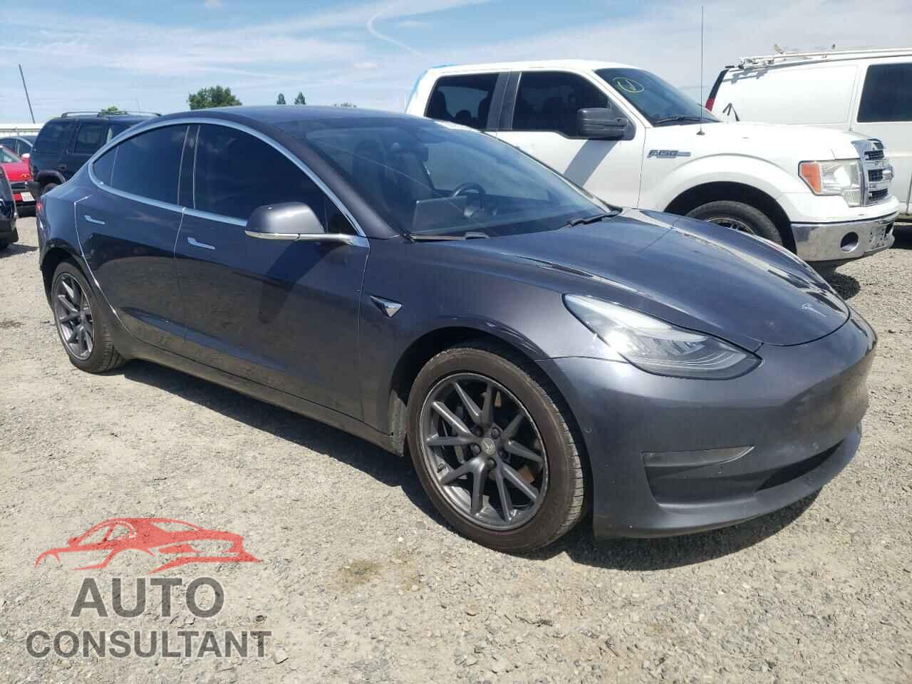 TESLA MODEL 3 2018 - 5YJ3E1EA0JF158573