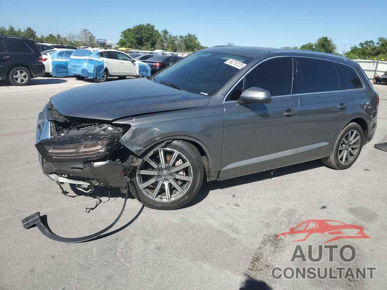 AUDI Q7 2018 - WA1LHAF72JD015720