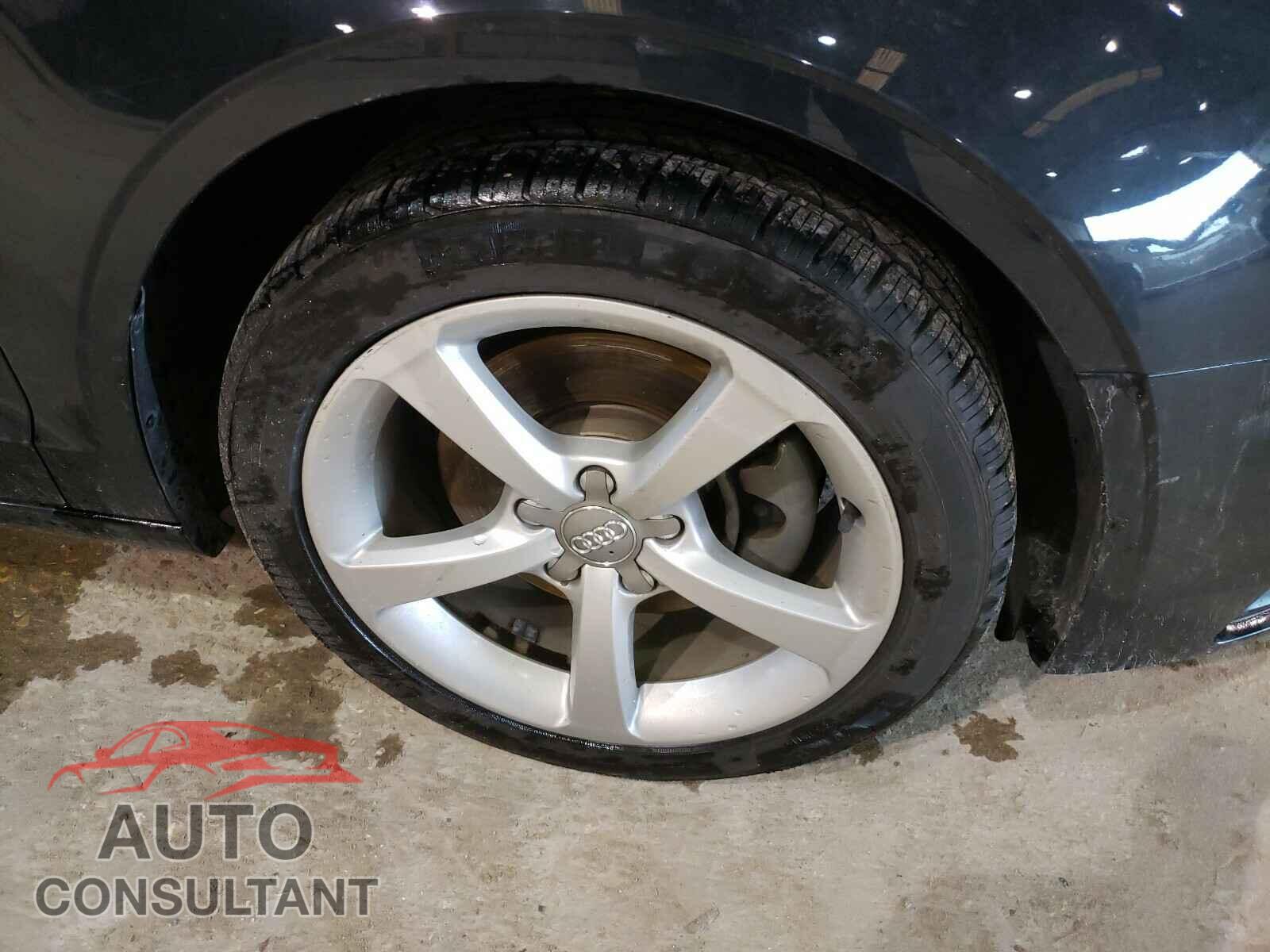 AUDI A3 2016 - WAUA7GFF7G1010806
