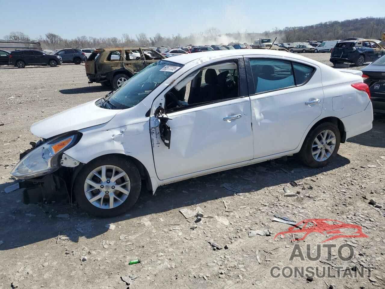 NISSAN VERSA 2019 - 3N1CN7AP3KL800240