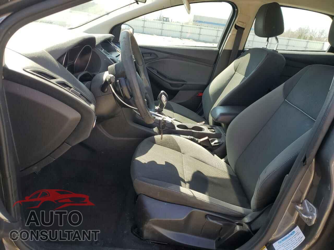 FORD FOCUS 2012 - 1FAHP3F26CL300210