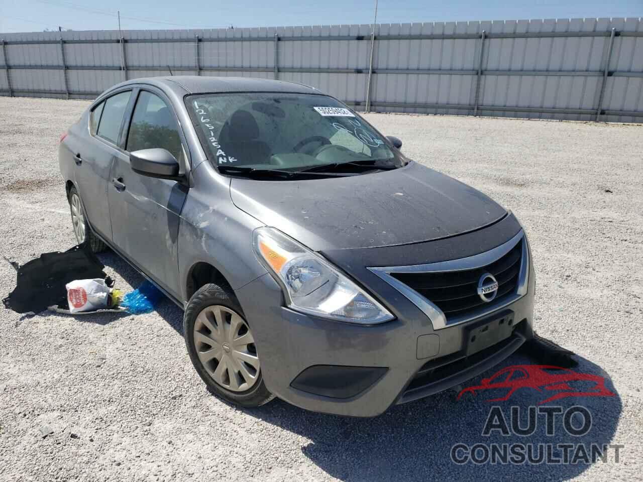 NISSAN VERSA 2018 - 3N1CN7AP1JL811638