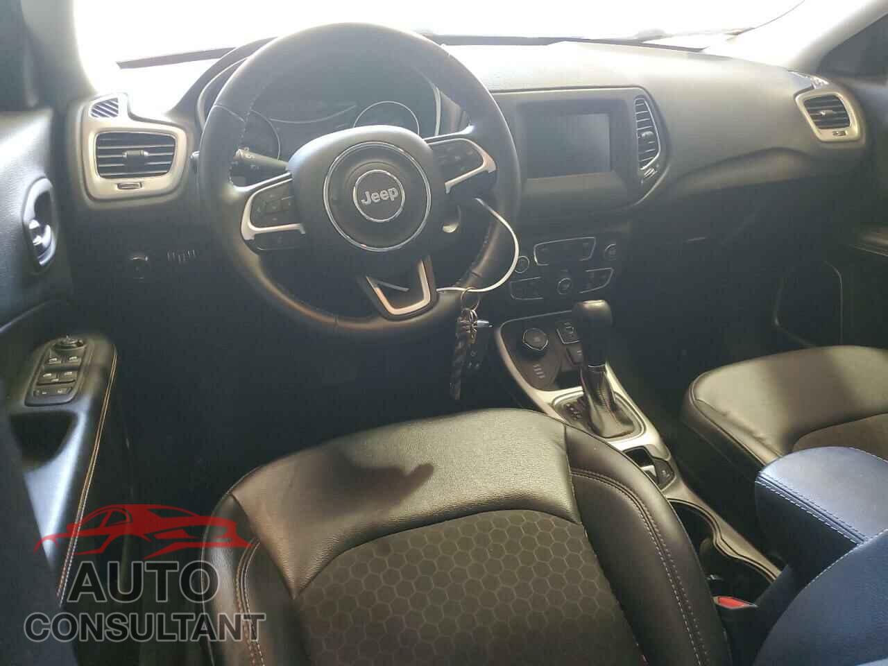 JEEP COMPASS 2019 - 3C4NJDBB5KT595801