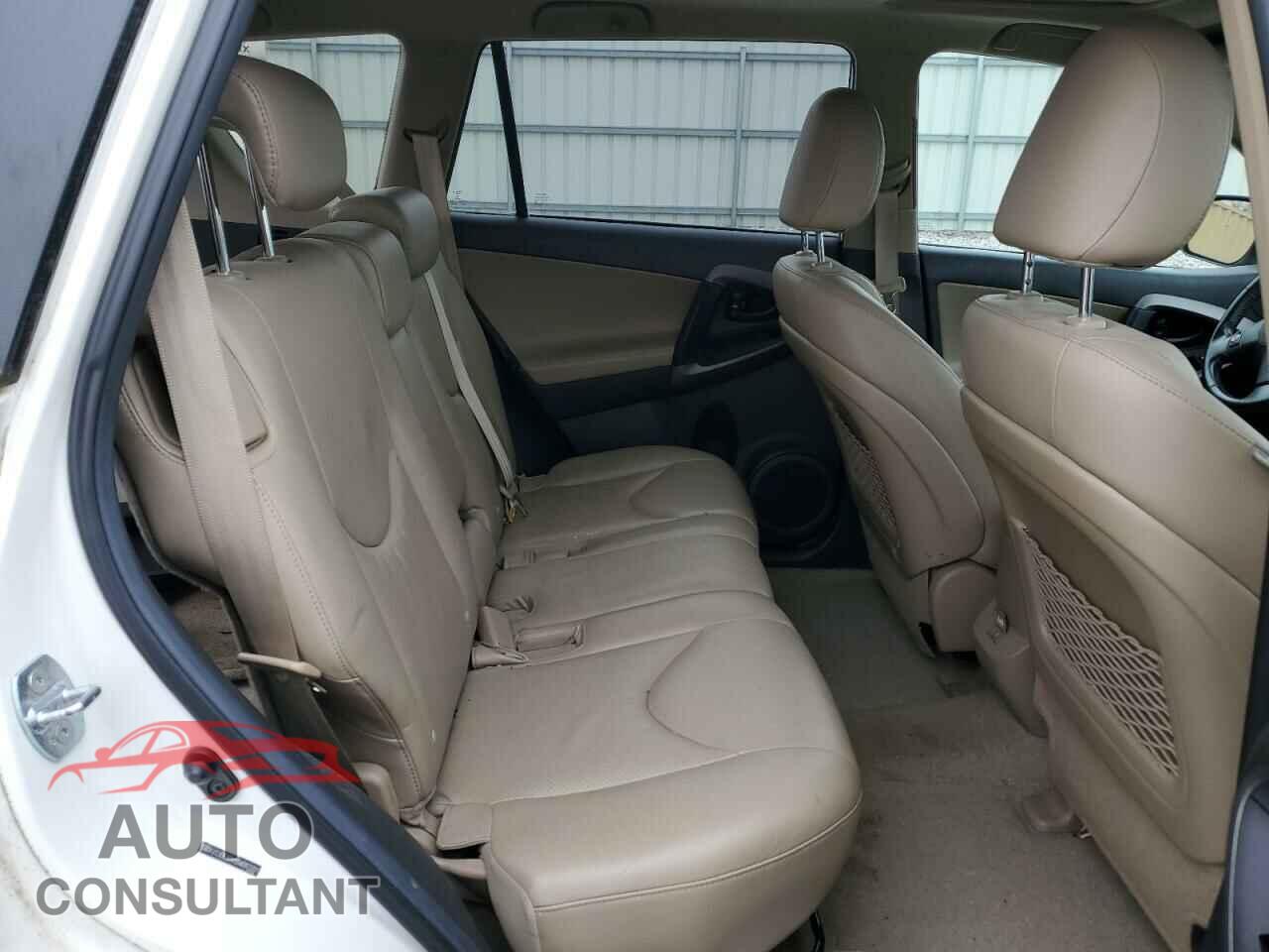 TOYOTA RAV4 2011 - 2T3DF4DV0BW083201