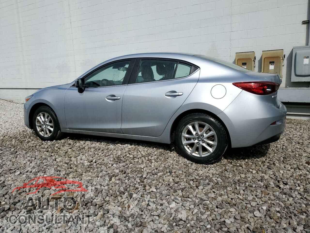 MAZDA 3 2018 - 3MZBN1U79JM262571