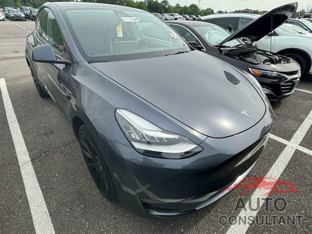 TESLA MODEL Y 2022 - 7SAYGDEE6NF481572