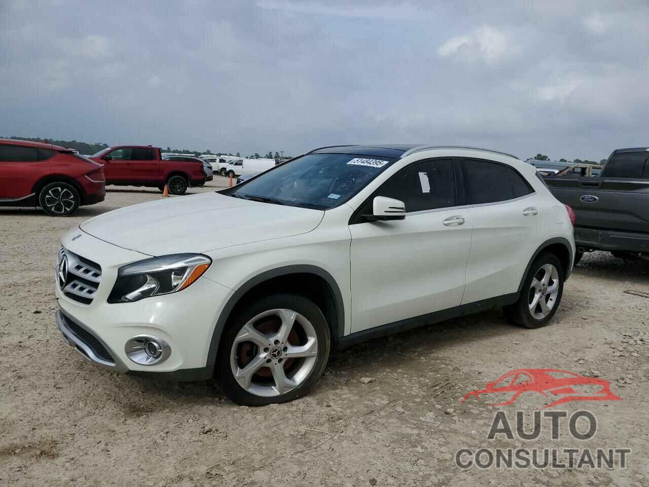 MERCEDES-BENZ GLA-CLASS 2018 - WDCTG4GB2JJ380813