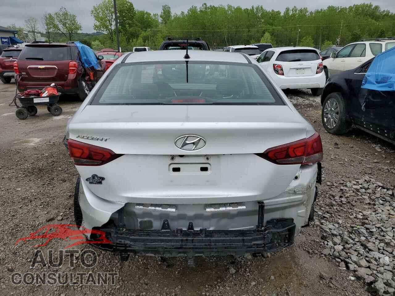 HYUNDAI ACCENT 2018 - 3KPC24A30JE010186