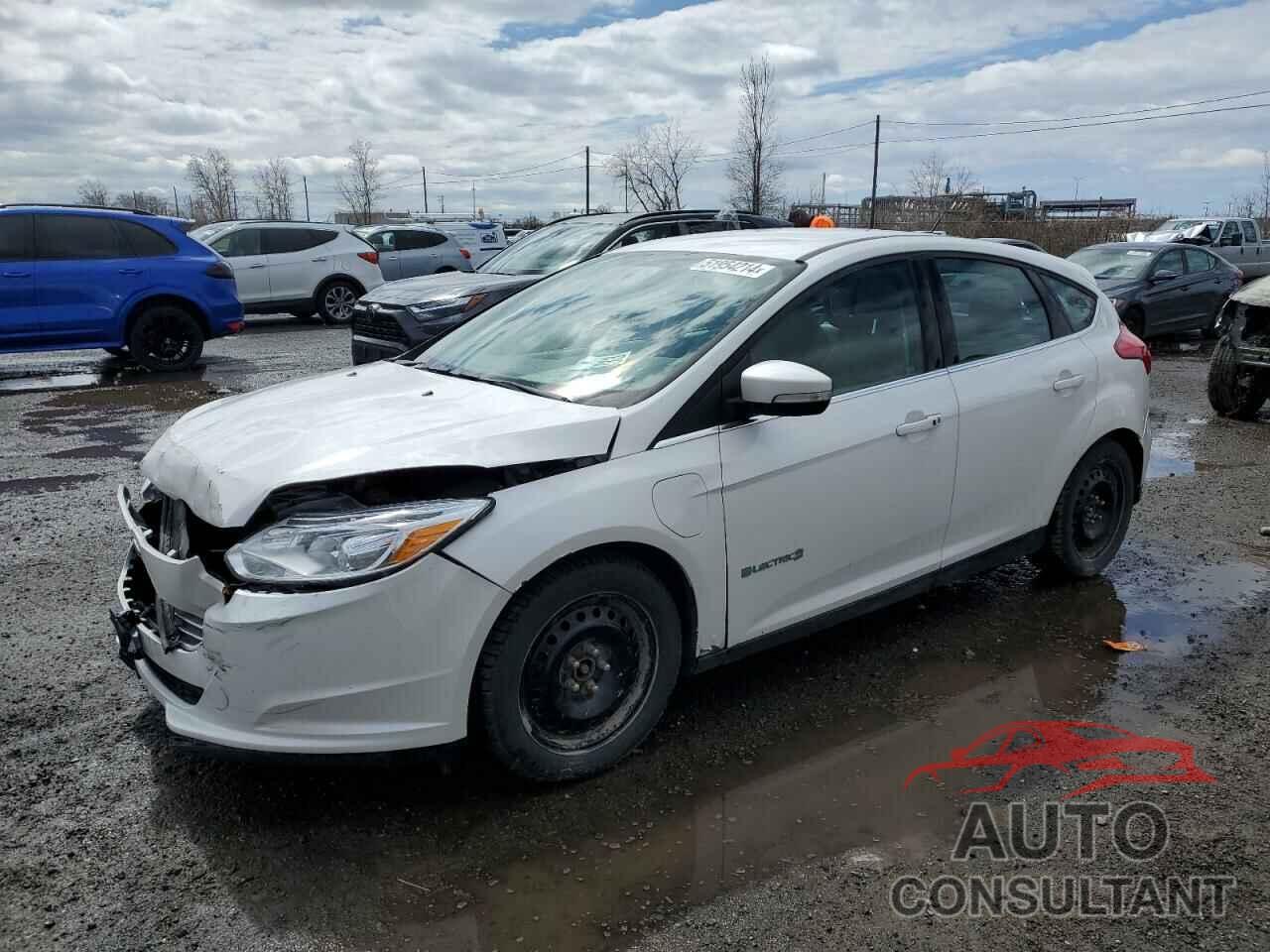 FORD FOCUS 2017 - 1FADP3R44HL226465