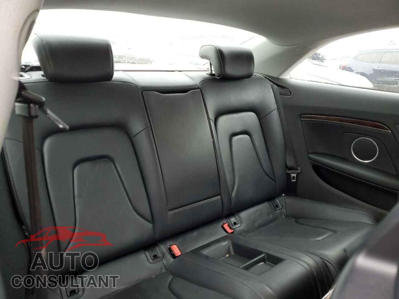 AUDI A5 2012 - WAURFAFR1CA004362