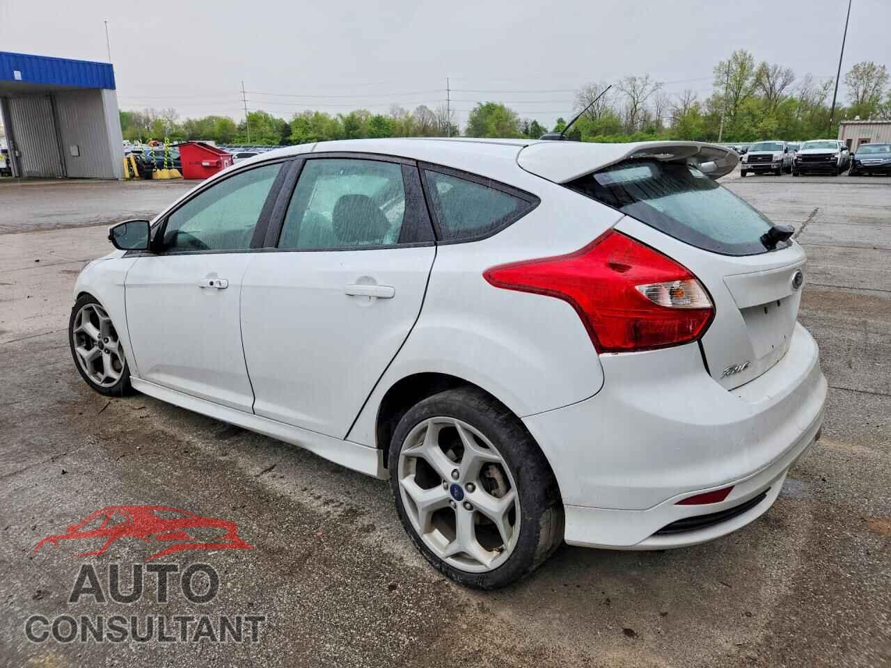 FORD FOCUS 2014 - 1FADP3L90EL395897
