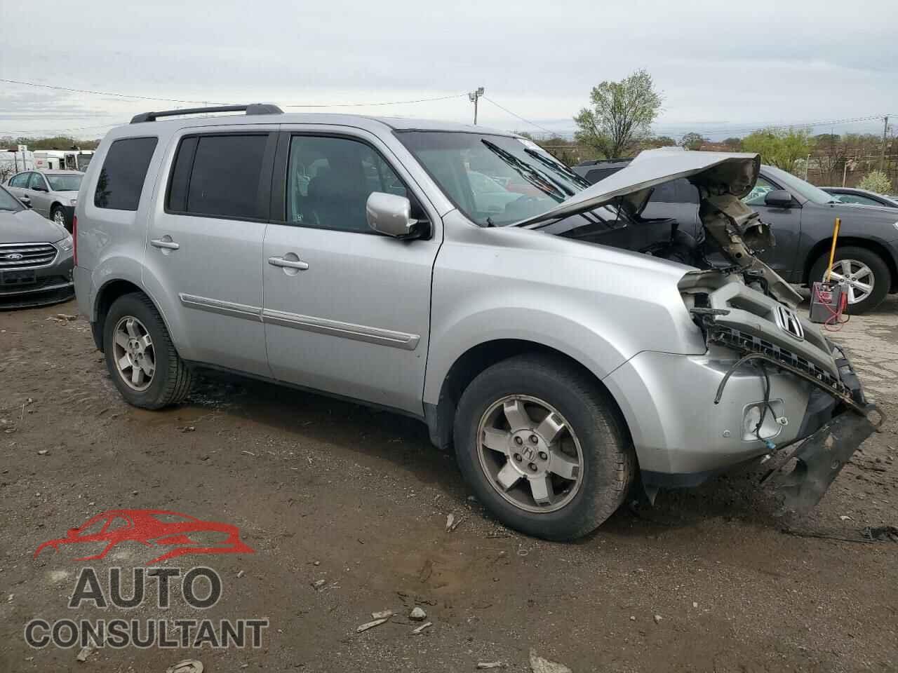 HONDA PILOT 2011 - 5FNYF4H93BB075341