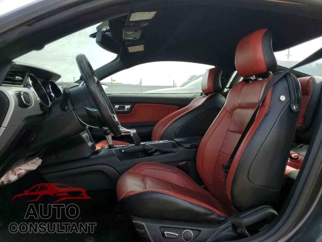 FORD MUSTANG 2017 - 1FA6P8CF7H5228781