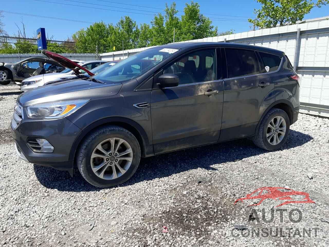 FORD ESCAPE 2017 - 1FMCU9GD5HUD39447