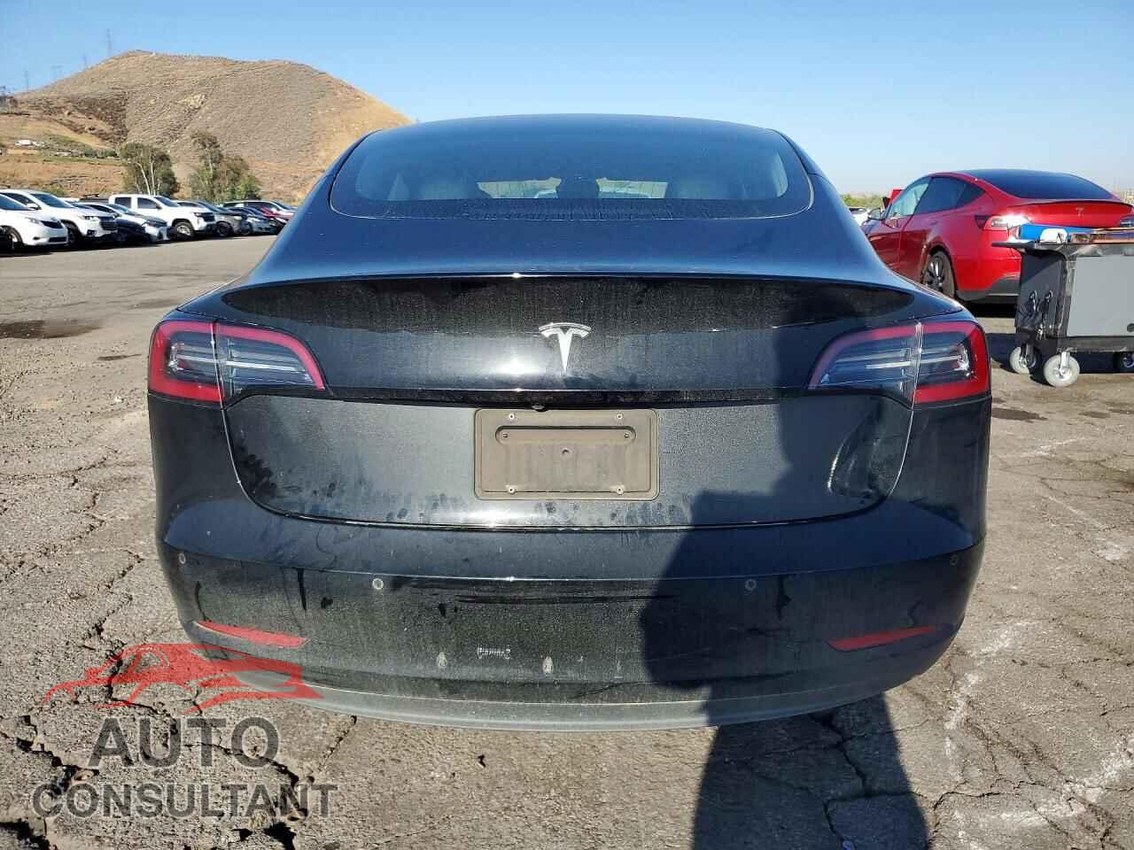 TESLA MODEL 3 2019 - 5YJ3E1EA1KF361893