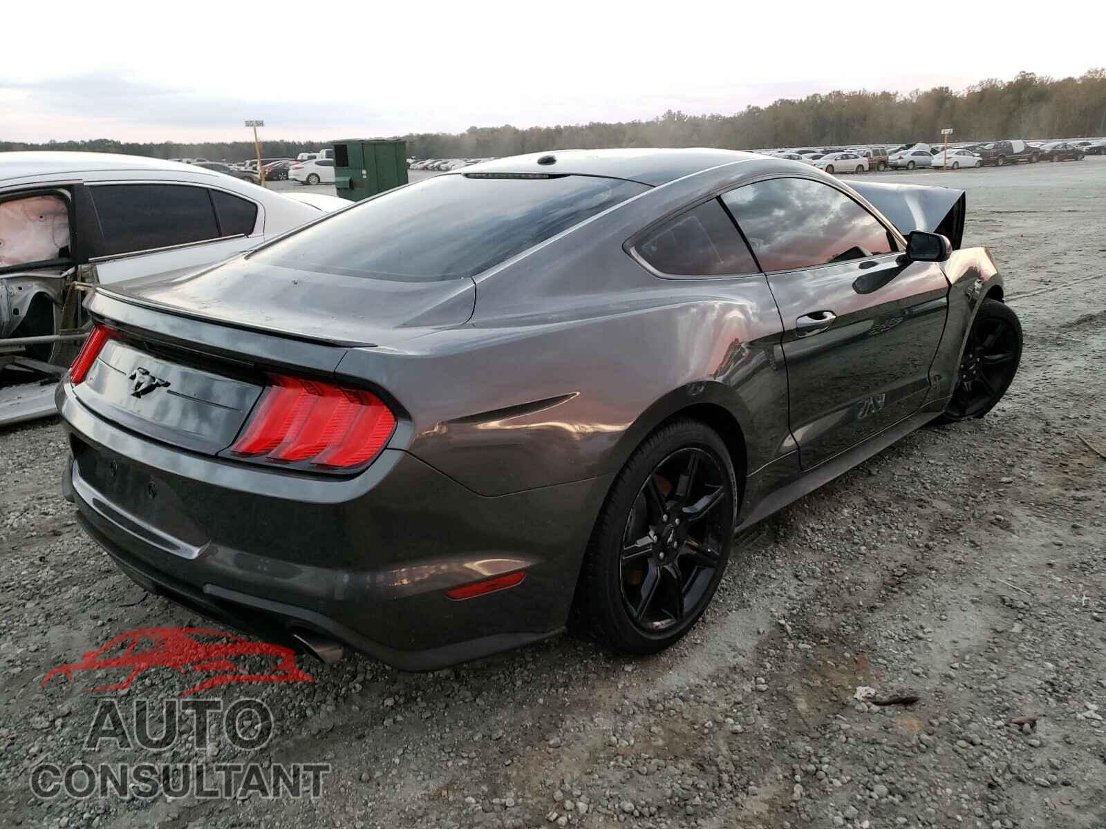 FORD MUSTANG 2019 - 1FA6P8TH2K5203893
