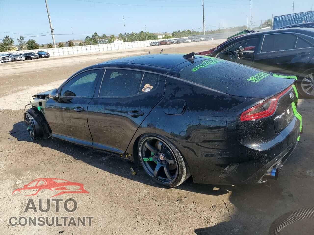 KIA STINGER 2019 - KNAE45LC5K6063749