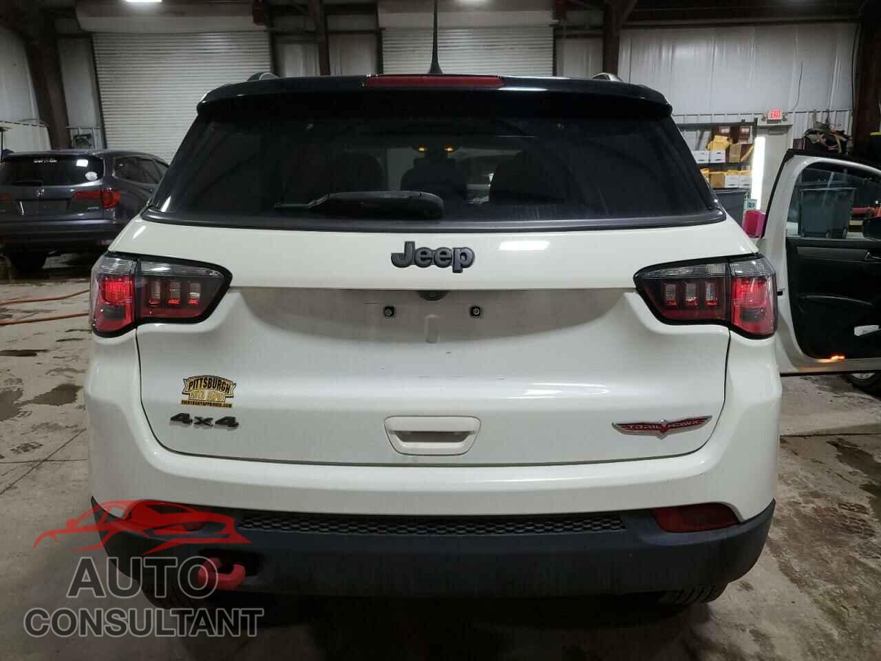 JEEP COMPASS 2017 - 3C4NJDDB9HT631494