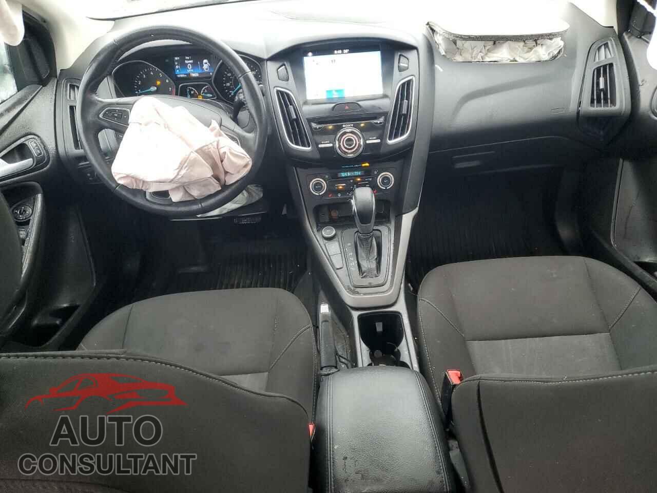 FORD FOCUS 2017 - 1FADP3H27HL209885