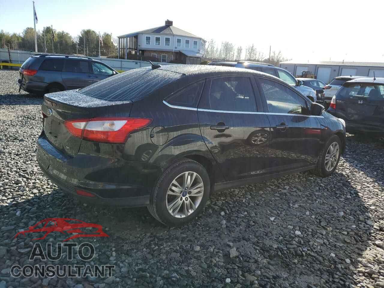 FORD FOCUS 2012 - 1FAHP3H21CL379444