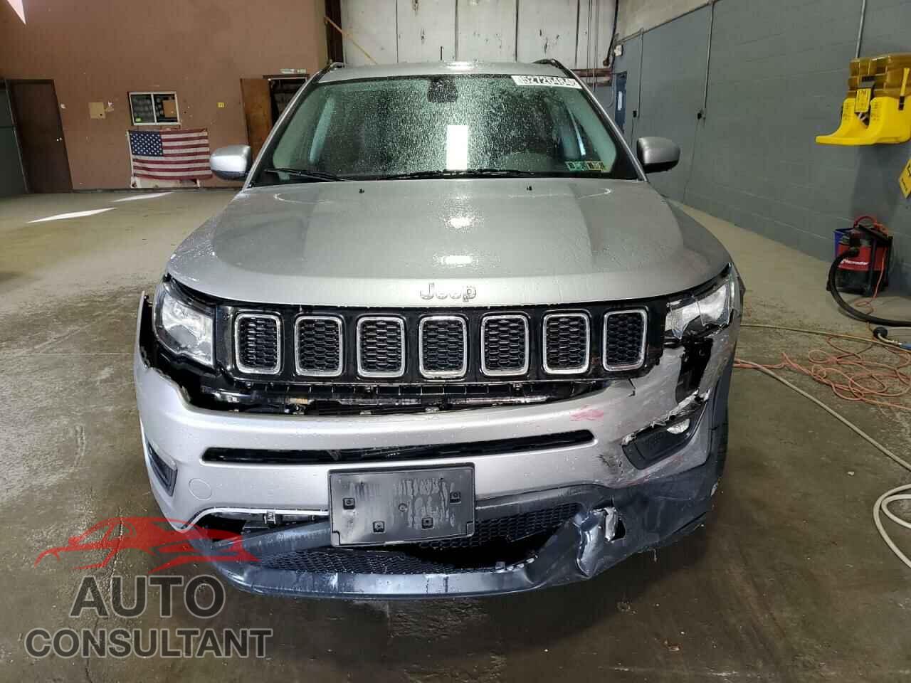 JEEP COMPASS 2019 - 3C4NJCBB9KT833188