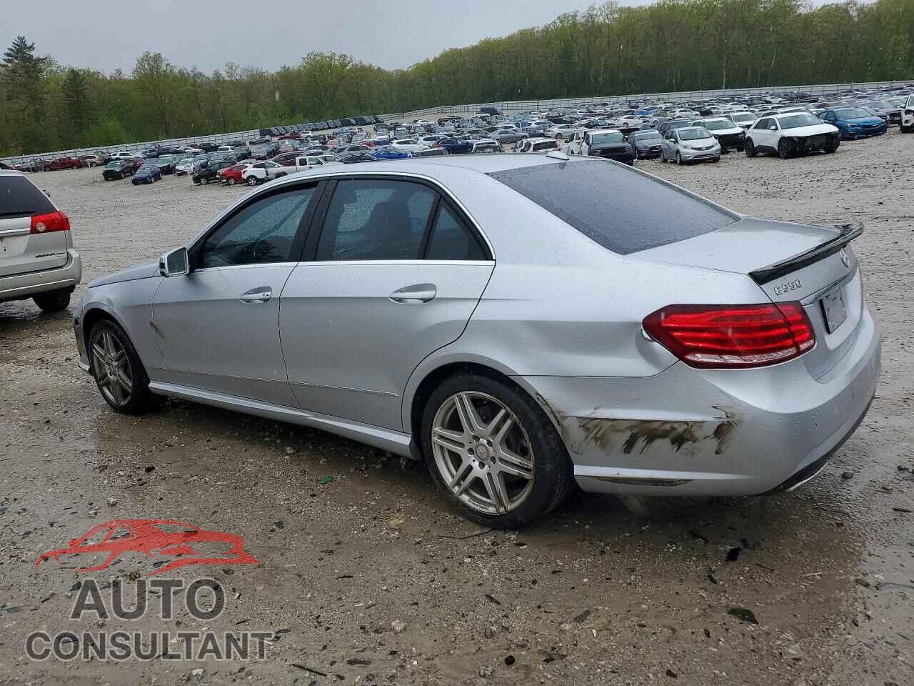 MERCEDES-BENZ E-CLASS 2010 - WDDHF7CBXAA101152