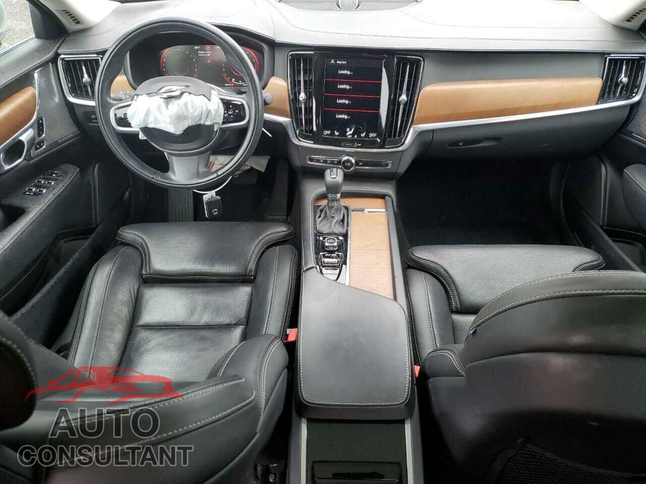 VOLVO S90 2018 - LVY992MLXJP008251