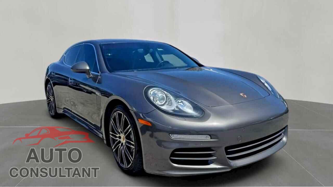 PORSCHE PANAMERA 2015 - WP0AB2A78FL050044