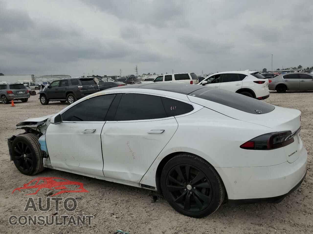 TESLA MODEL S 2016 - 5YJSA1E2XGF130160