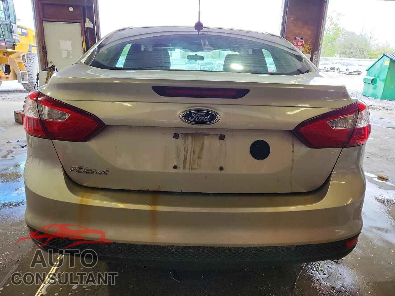 FORD FOCUS 2012 - 1FAHP3E27CL230573