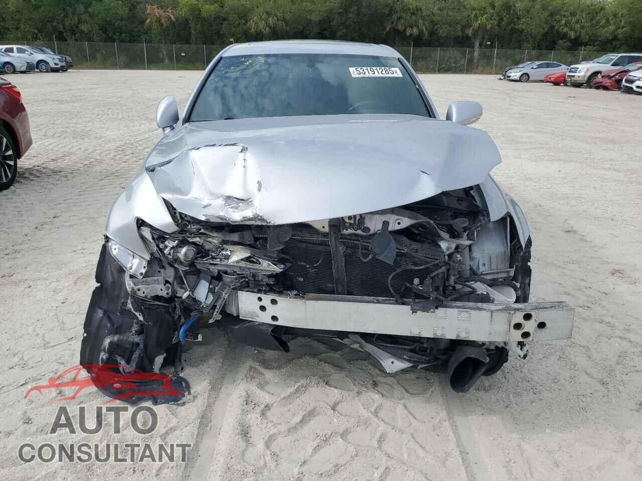 LEXUS IS 2011 - JTHBF5C28B5149052