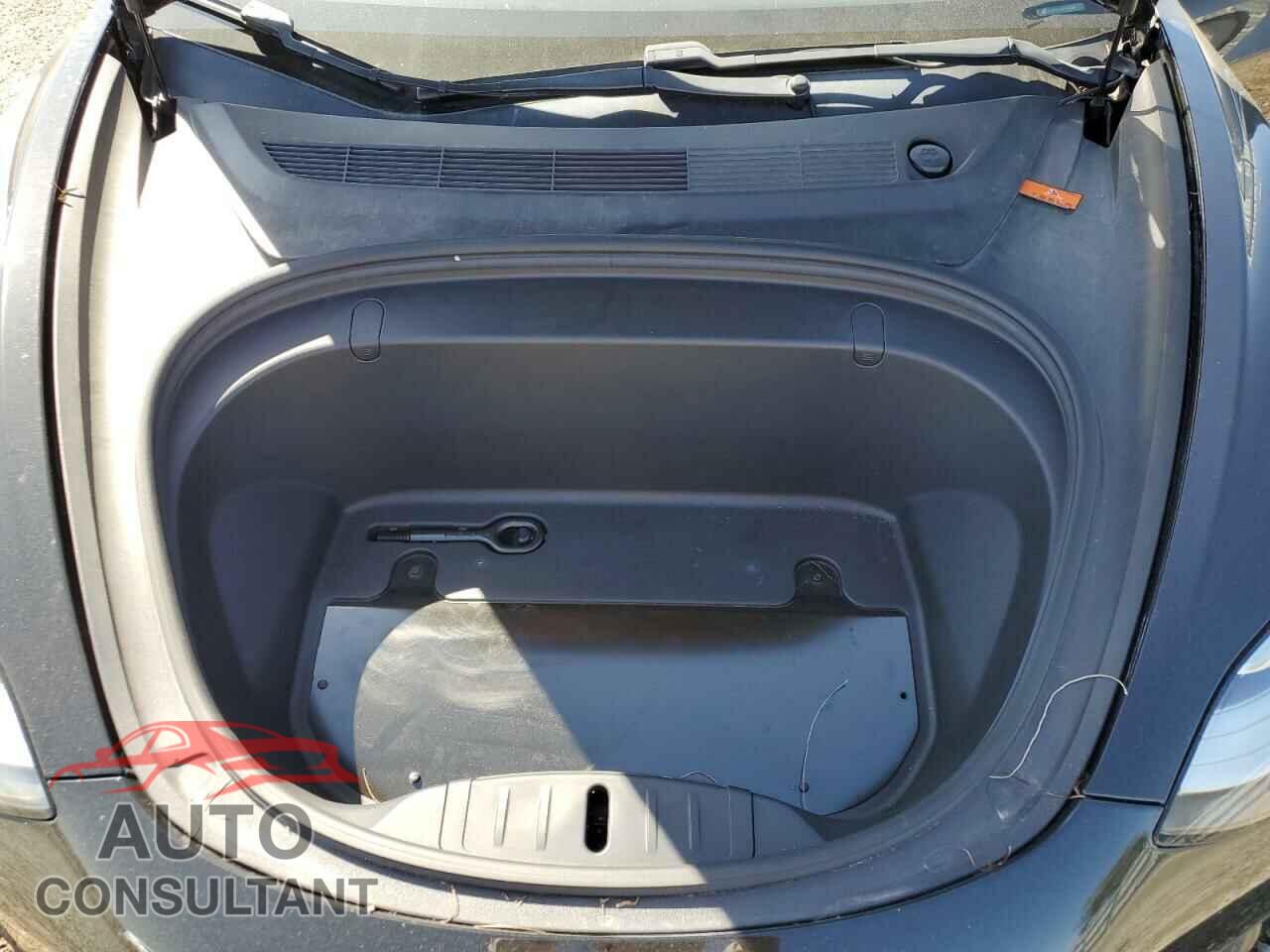 TESLA MODEL 3 2019 - 5YJ3E1EA2KF312024